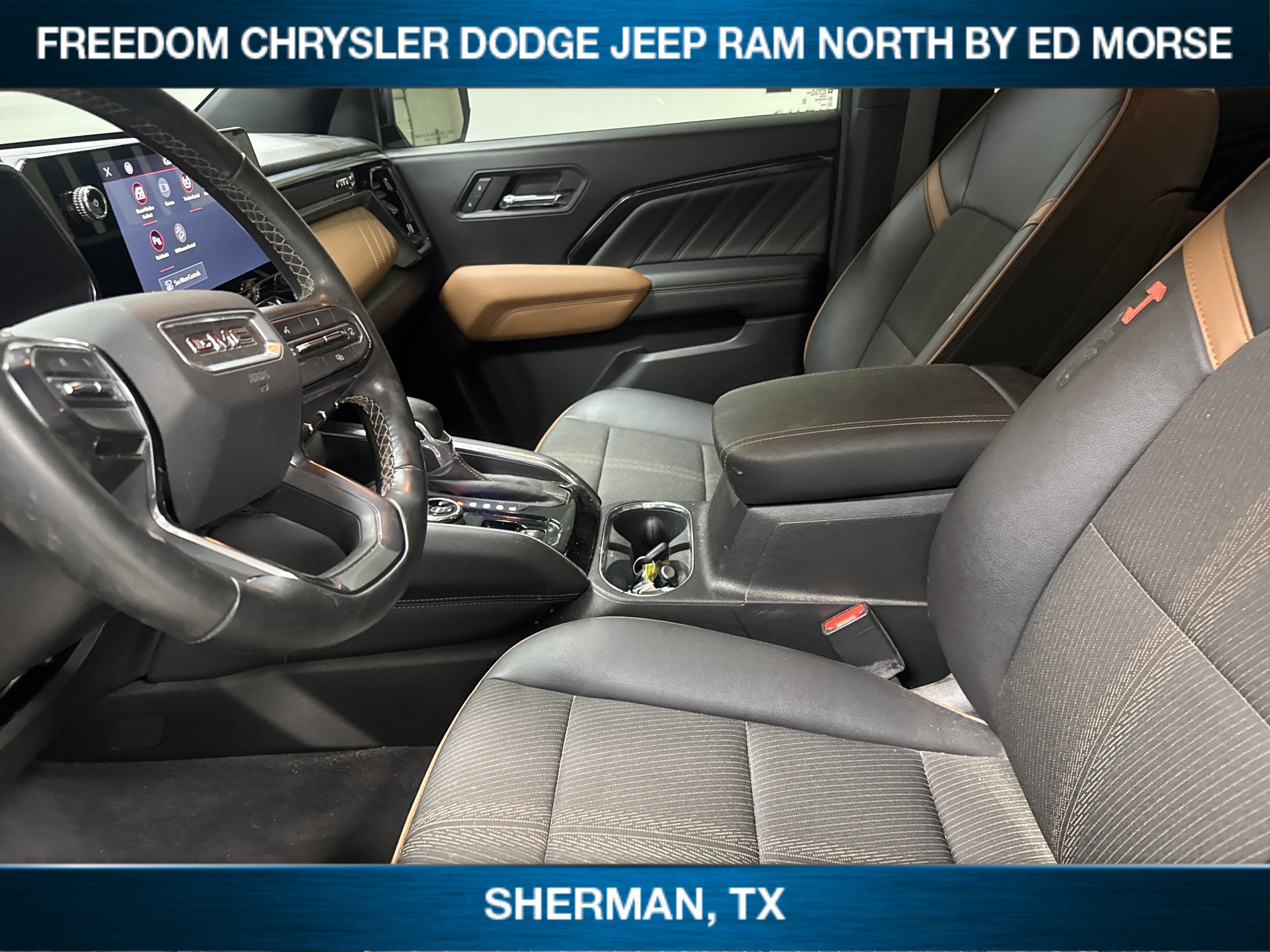 2023 GMC Canyon 4WD AT4