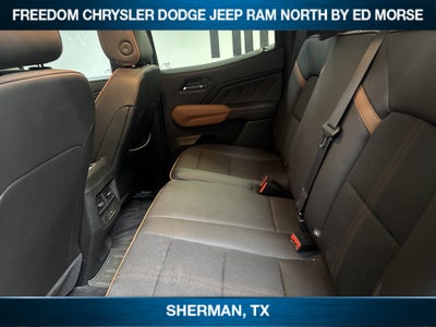2023 GMC Canyon 4WD AT4