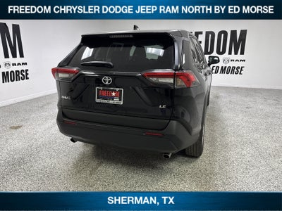 2025 Toyota RAV4 LE