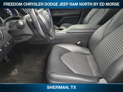 2024 Toyota Camry SE