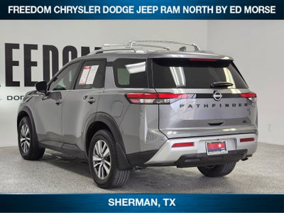 2023 Nissan Pathfinder SL