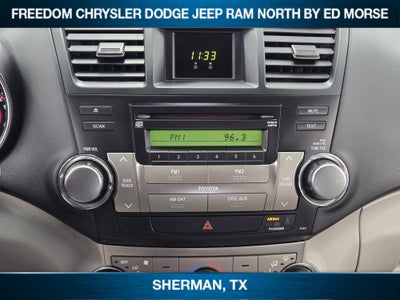2012 Toyota Highlander SE
