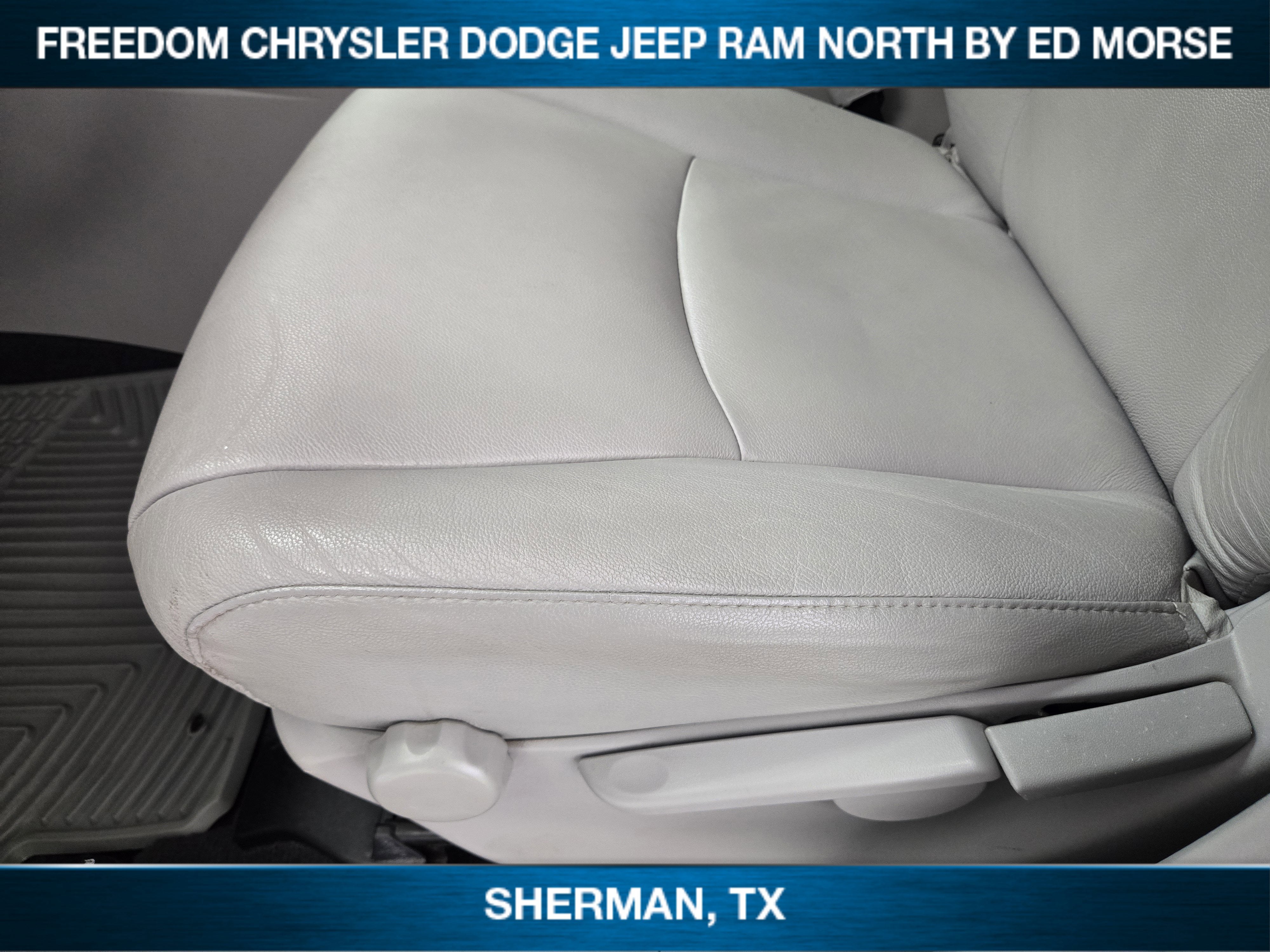 2012 Toyota Highlander SE