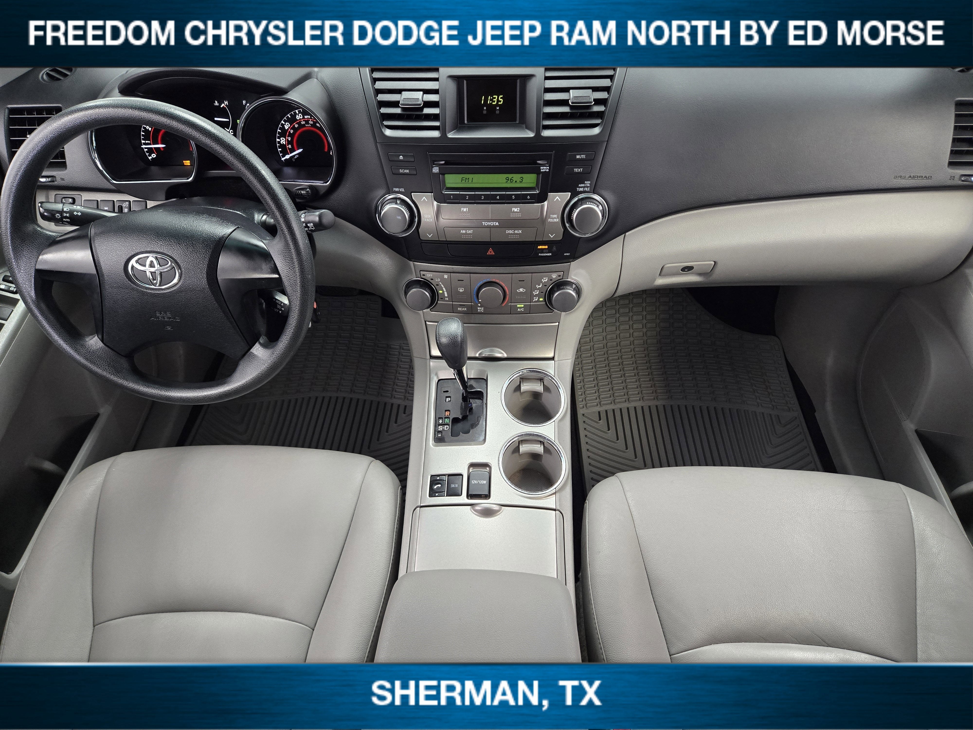 2012 Toyota Highlander SE
