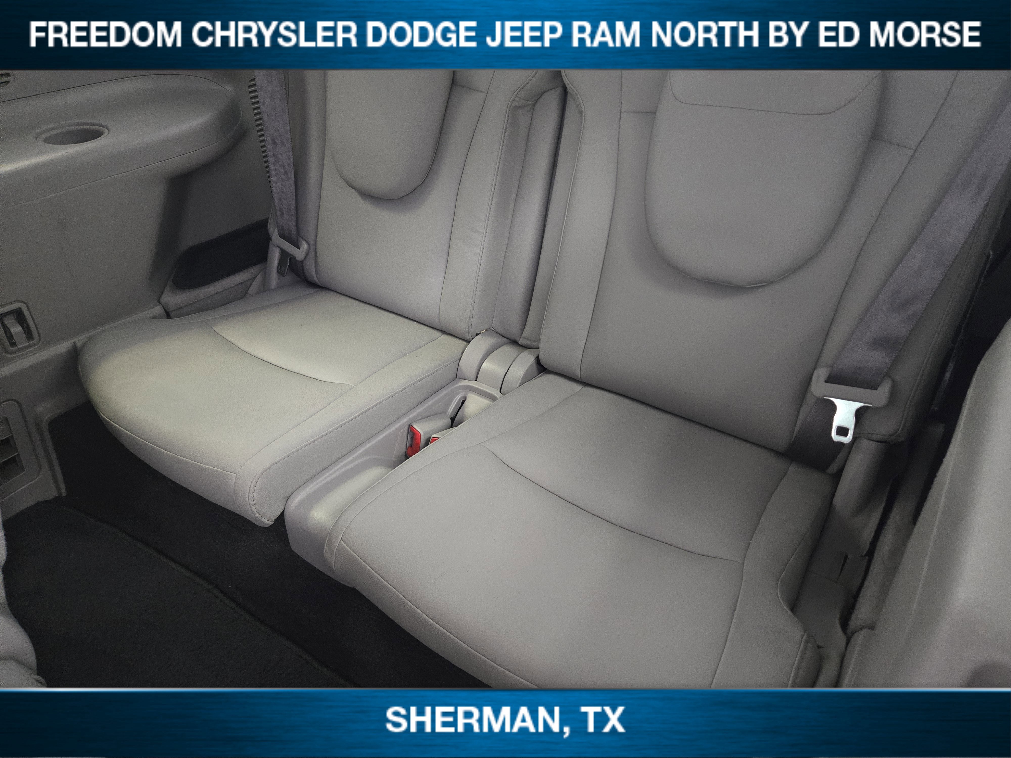 2012 Toyota Highlander SE