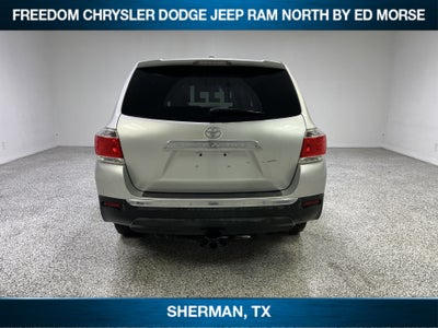 2012 Toyota Highlander SE