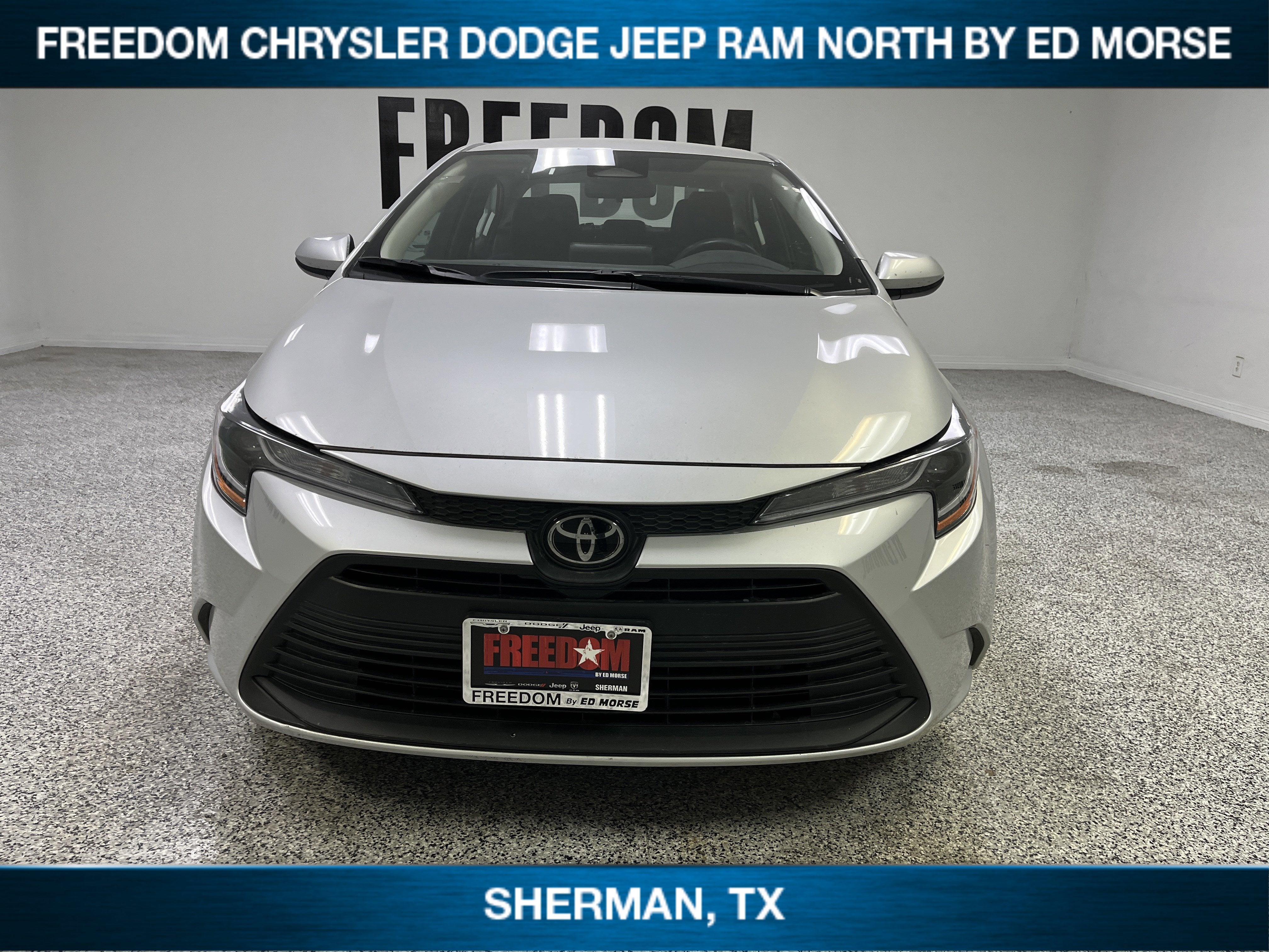 Used 2025 Toyota Corolla LE with VIN 5YFB4MDE0SP279114 for sale in Northfield, Minnesota