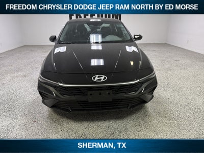 2025 Hyundai Elantra SEL Sport
